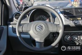 长安铃木-奥拓-1.0L 手动豪华型