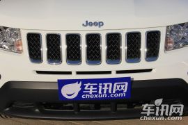 Jeep-指南者-2.4L 运动版