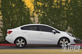 海外版起亚三厢版RIO锐欧