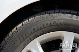 北京现代-索纳塔八-2.0自动尊贵版