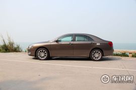 吉利汽车-帝豪EC8-2013款 2.4L自动旗舰型