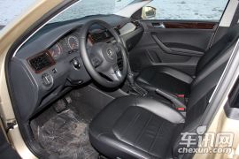 上海大众-桑塔纳-1.6L 自动豪华版