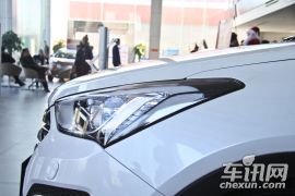 北京现代-新胜达-2.4L 自动四驱尊贵型