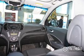 北京现代-新胜达-2.4L 自动四驱尊贵型