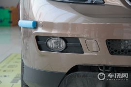 比亚迪-比亚迪S6-劲悦版 2.0L 手动尊贵型