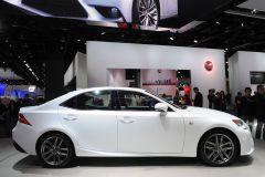 雷克萨斯-雷克萨斯IS