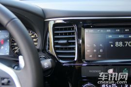 三菱-欧蓝德 EX-2.4L 四驱精英GT版7座