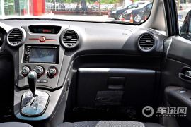 起亚-新佳乐-2.0 7座自动标准版