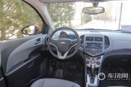 通用雪佛兰-爱唯欧-两厢 1.6 AT SX