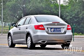 铃木-凯泽西-2.4L两驱标准版