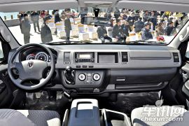 华晨金杯-金杯大海狮-2.4L大海狮W 汽油旗舰型