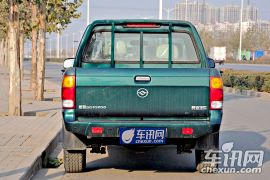 曙光汽车-傲骏-2.4T豪华型短轴版