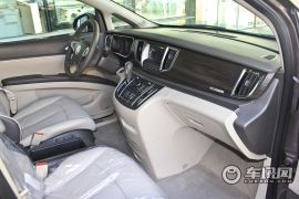 通用别克-别克GL8-3.0L XT旗舰版