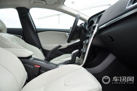 沃尔沃-沃尔沃V40-2.0T T5 智尊版