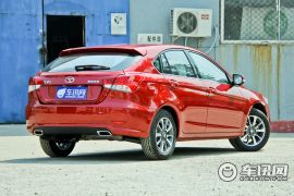 东南汽车-东南V6-1.5L 手动旗舰版