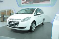 东风裕隆-MASTER CEO