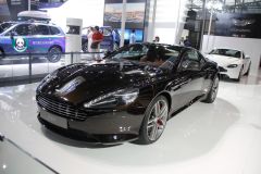 阿斯顿·马丁-阿斯顿马丁 DB9