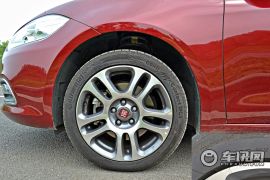 菲亚特菲翔静态体验 配置不俗/空间一般