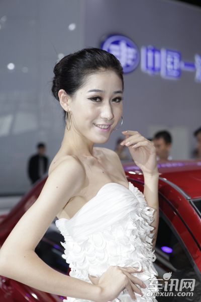 天津一汽6号车模