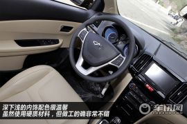 紧凑级家轿奇瑞E3试驾报告 谈谈优点与不足