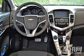 通用雪佛兰-科鲁兹-掀背 1.6T 自动旗舰型