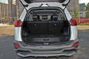 一汽丰田-丰田RAV4-2.0L CVT四驱新锐版