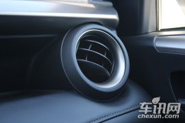 一汽丰田-丰田RAV4-2.0L CVT四驱新锐版