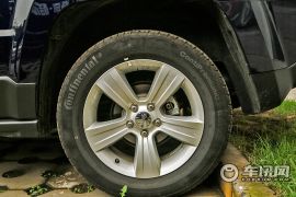 Jeep-自由客-2.4L 运动版