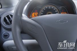 通用雪佛兰-赛欧-三厢 1.2L 手动时尚幸福版