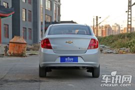 通用雪佛兰-赛欧-三厢 1.2L 手动时尚幸福版