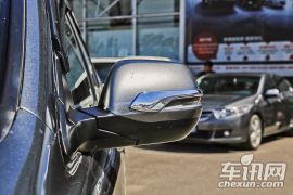 东风本田-2013款本田CR-V 2.4L VTi-S NAVI 四驱尊