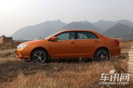 比亚迪-秦-基本型