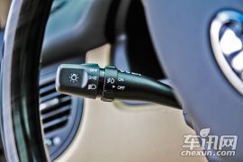 东风悦达起亚-狮跑-2.0L 自动两驱版DLX