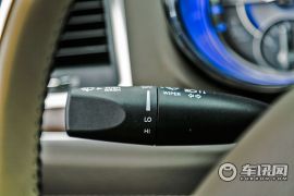 克莱斯勒-克莱斯勒300C-3.6L 尊享版