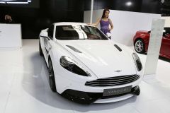 阿斯顿·马丁-Vanquish