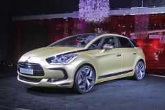 标致雪铁龙集团-DS5特别版