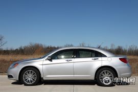 克莱斯勒-克莱斯勒200