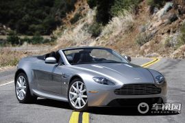 阿斯顿·马丁-V8 Vantage