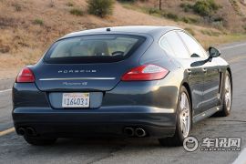 保时捷-Panamera  4s