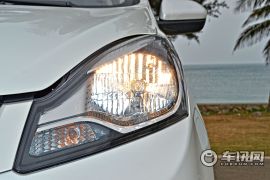 车讯网试驾长安新奔奔 动力配置全面升级