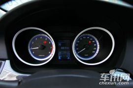 东南汽车-V5菱致