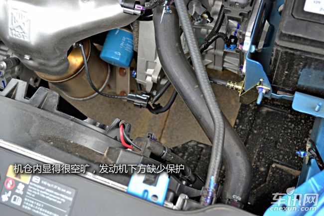 车讯网试驾宝骏610 走时尚路线的实用派