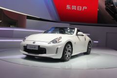 日产-日产370Z