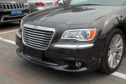 克莱斯勒-克莱斯勒300C（进口）-3.0L 卓越版