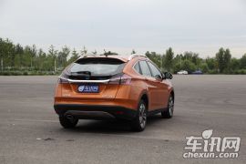 东风裕隆-优6 SUV-2.0T 旗舰型