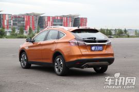东风裕隆-优6 SUV-2.0T 旗舰型
