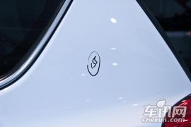 RAV42.5L 自动四驱豪华版-科学实验