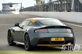 阿斯顿·马丁-V8 Vantage 2015