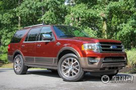 福特-远征 2015