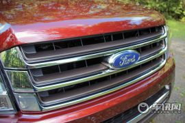 福特-远征 2015